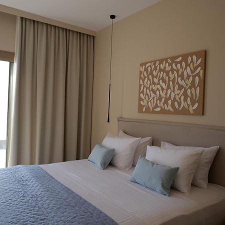 Kaiser Luxury Suites Achílleion Exteriör bild