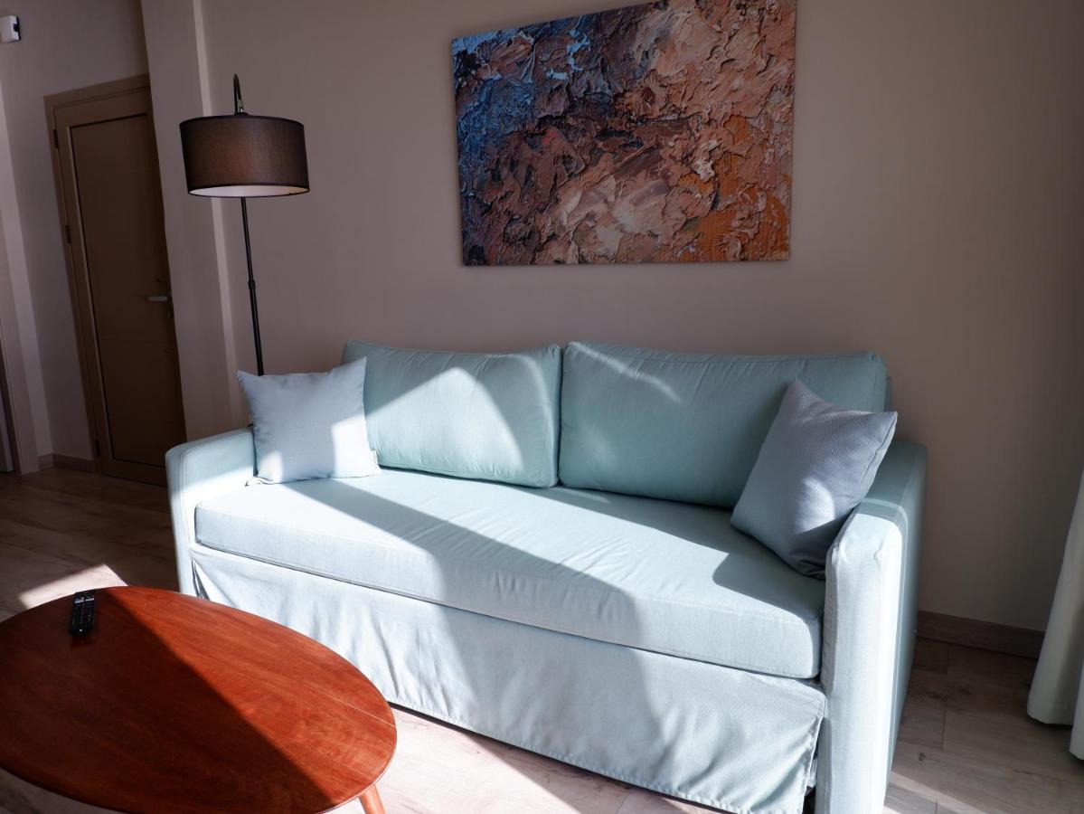Kaiser Luxury Suites Achílleion Exteriör bild