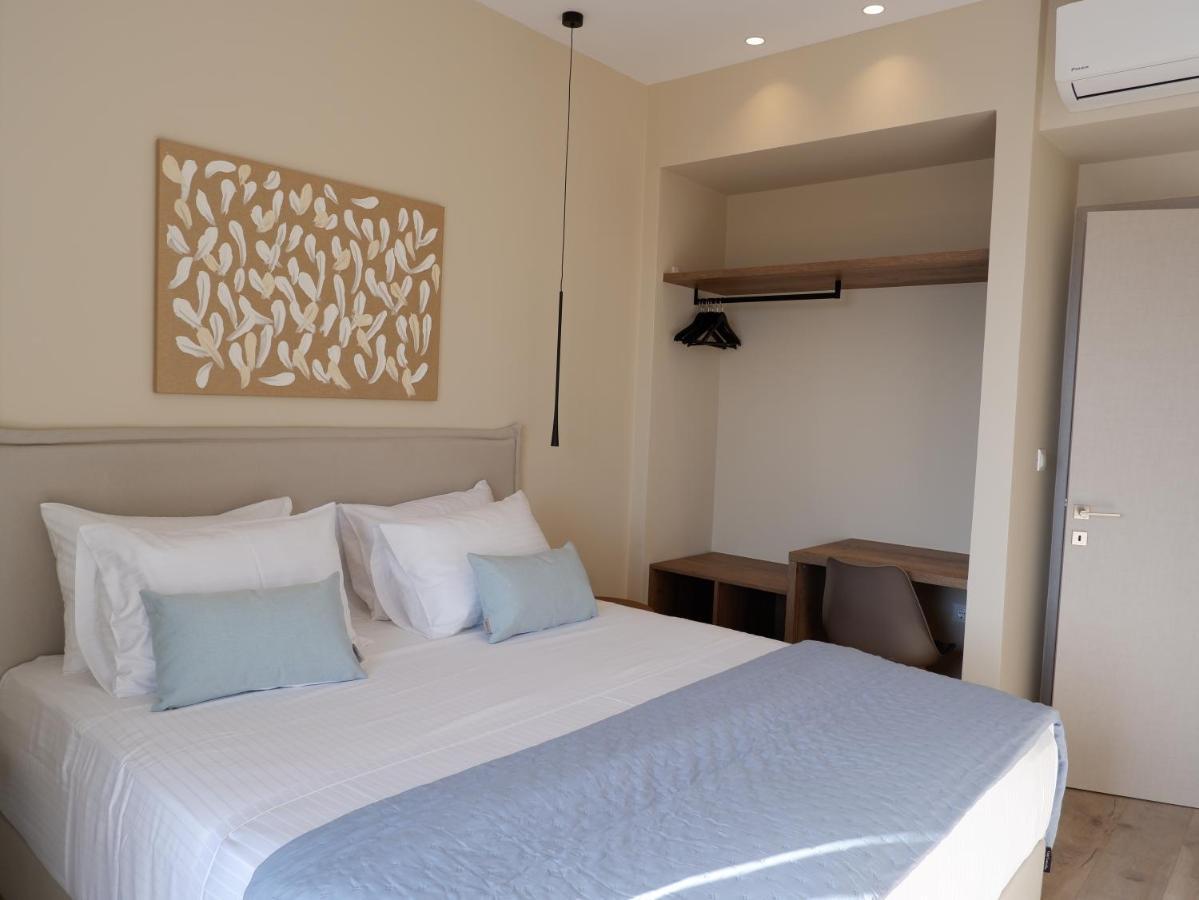 Kaiser Luxury Suites Achílleion Exteriör bild