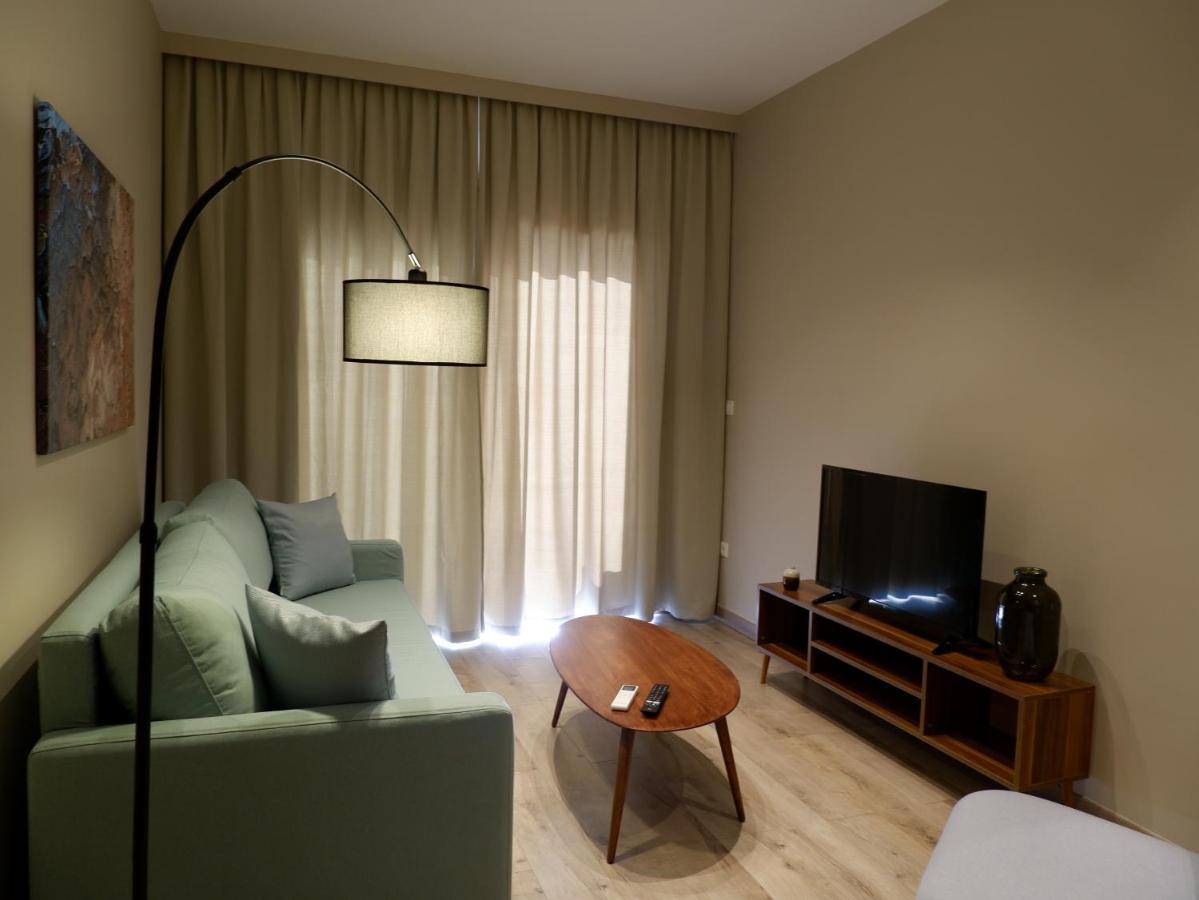 Kaiser Luxury Suites Achílleion Exteriör bild