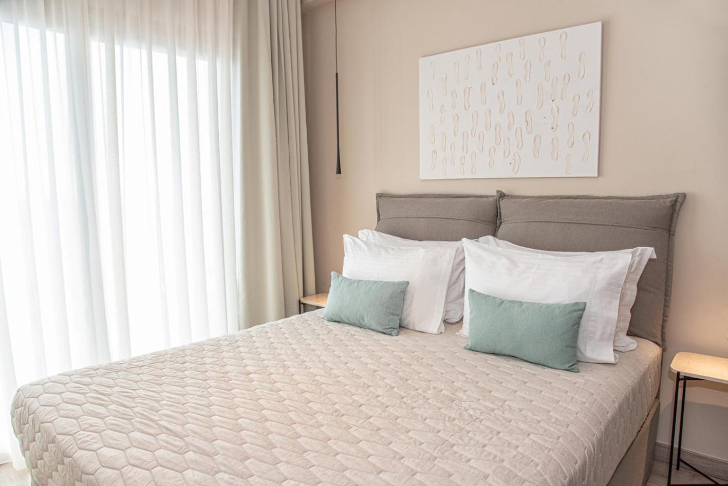Kaiser Luxury Suites Achílleion Exteriör bild